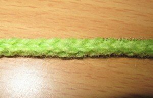 связано на 2 пальцах